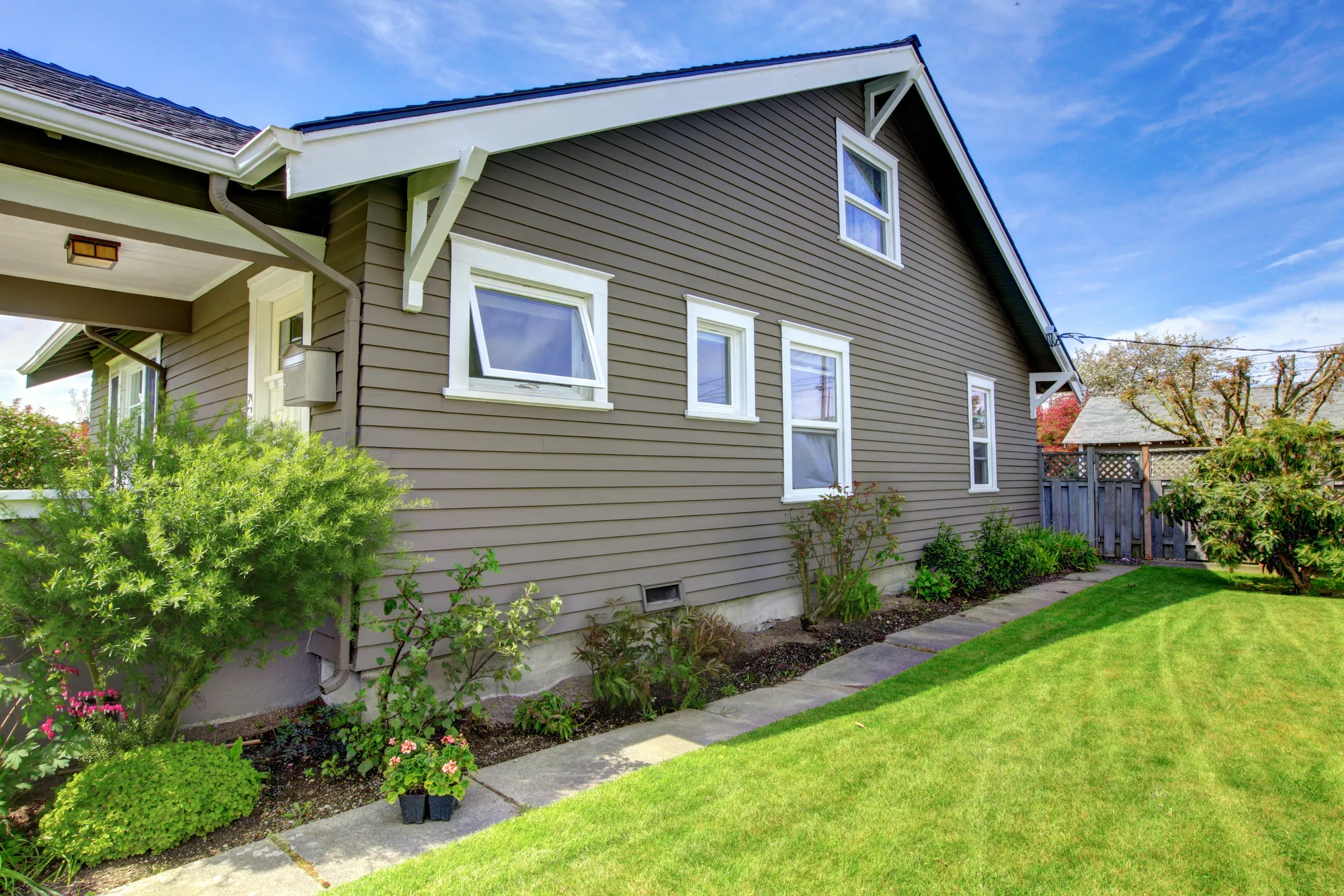 Siding Contractors Near Me Kenosha | Real Exteriors